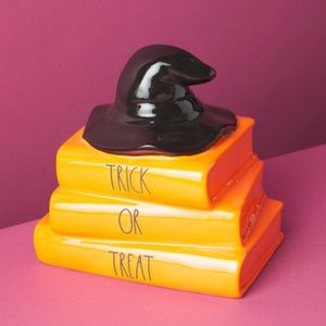 RAE DUNN 8x9 Ceramic Trick Or Treat Stacked Books